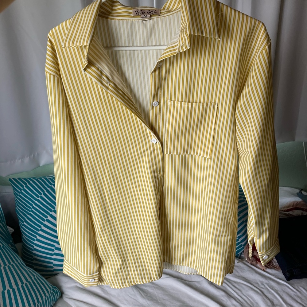 Verge Girl Stripped Button up